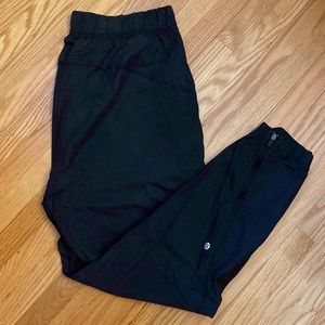 Lululemon wind pant!